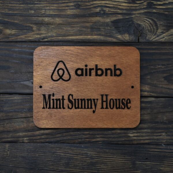 πινακίδα airbnb €14,99