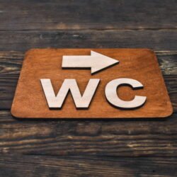 Ξύλινη Πινακίδα Μπάνιου WC &euro;9,99