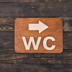 Ξύλινη Πινακίδα Μπάνιου WC &euro;9,99