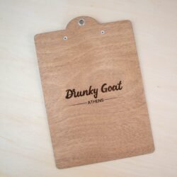 Ξύλινο Μενού Clipboard Κρεμαστό με Λογότυπο 3 Ξύλινο Μενού Clipboard Κρεμαστό €15,99