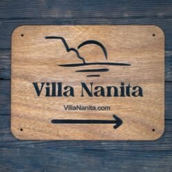 Ξύλινη Πινακίδα Καταλύματος με Λογότυπο &euro;14,99