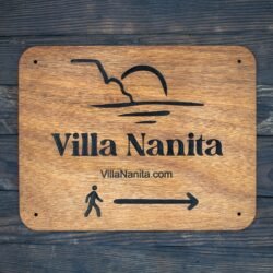 Ξύλινη Πινακίδα Καταλύματος με Λογότυπο &euro;14,99