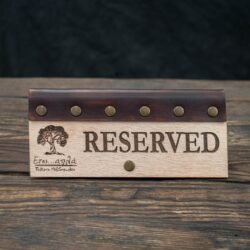 Ξύλινη Ταμπέλα Reserved &euro;13,99
